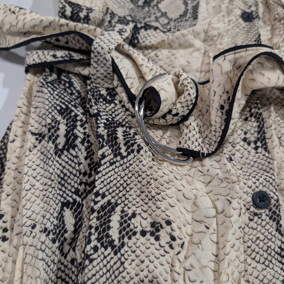 The Sang Snake Print Dress - Picture 5 of 8